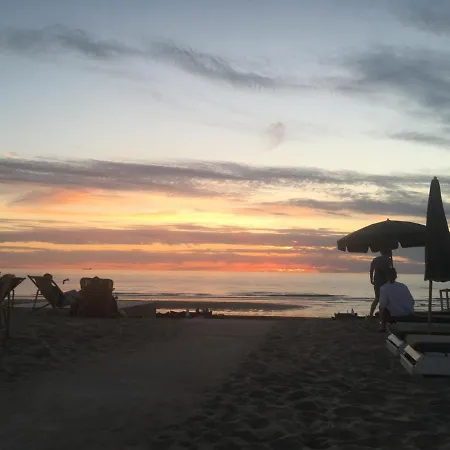Rose, 1 Free Parking, 2 Min. From Beach, Jacuzzi Appartement