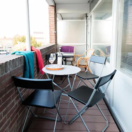 Rose, 1 Free Parking, 2 Min. From Beach, Jacuzzi *