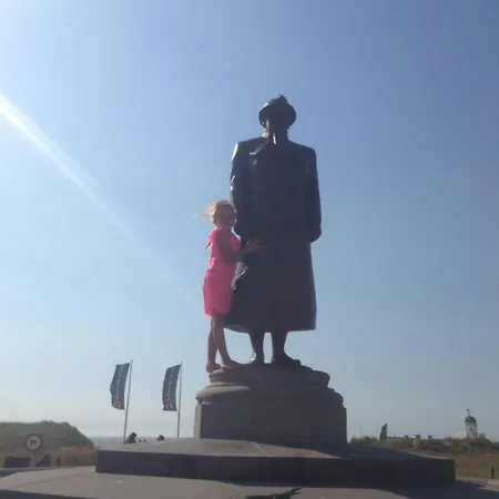 شقة Rose, 1 Free Parking, 2 Min. From Beach, Jacuzzi نوردفيك