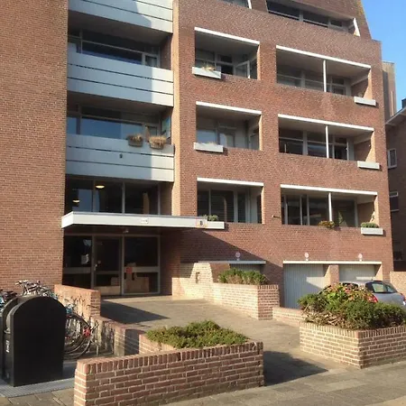 Rose, 1 Free Parking, 2 Min. From Beach, Jacuzzi Appartement